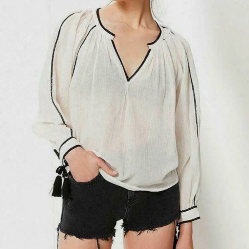 Urban Outfitters Top wild horses womens White (small) boho peasant coastal folk